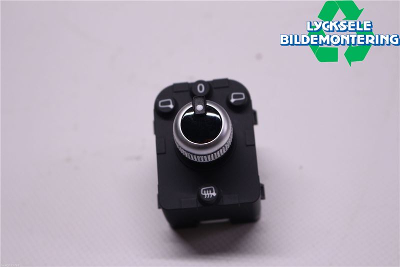 Audi A4/S4 B9 16-19 Strömställare Spegel