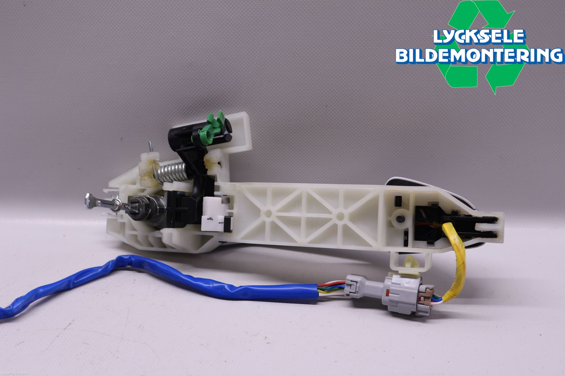 Kia OPTIMA 16-20 Dörrhandtag Yttre Vä