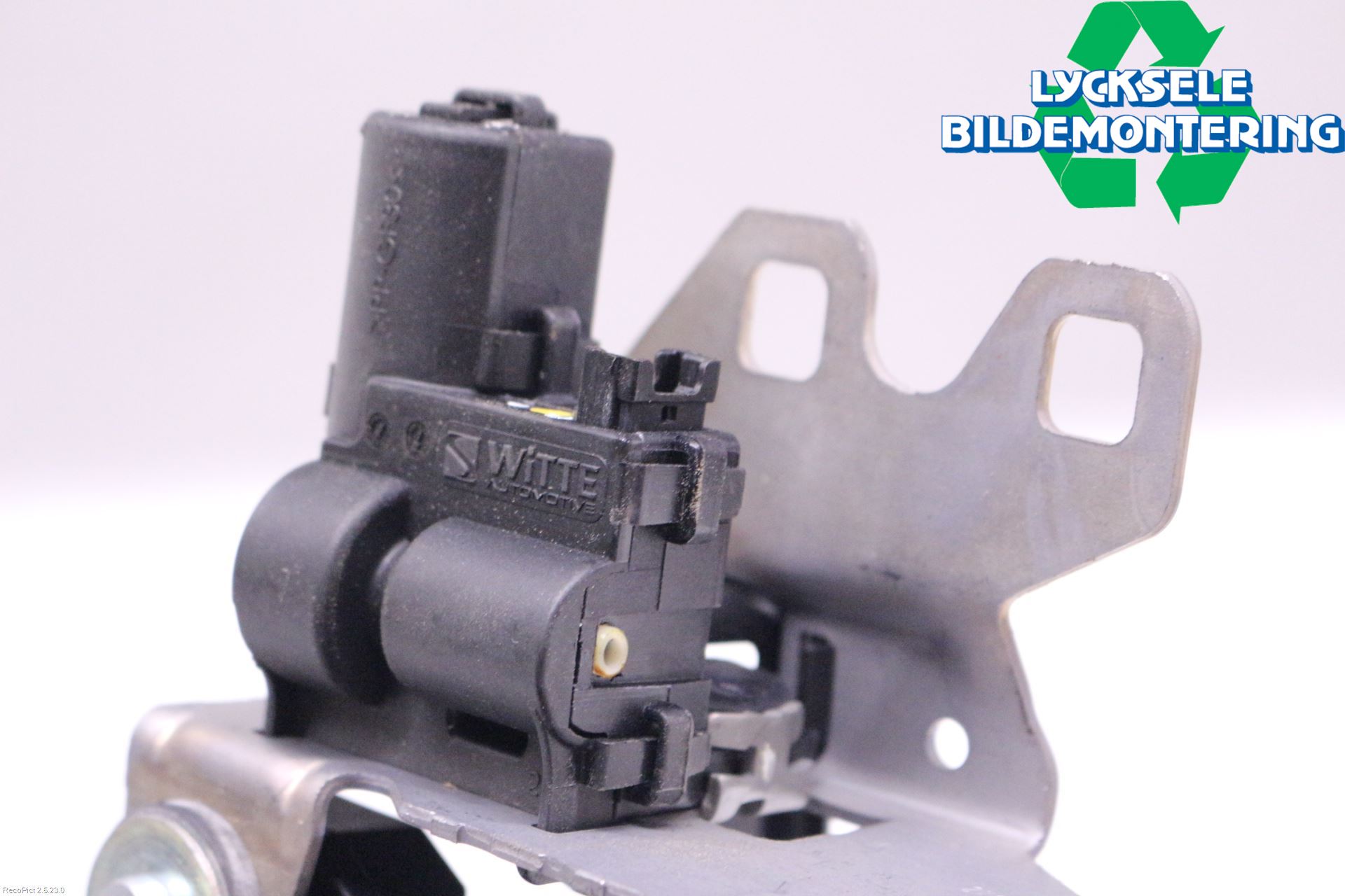 BMW 3 F30/F31/F80 12-19 Torkarmotor Baklucka