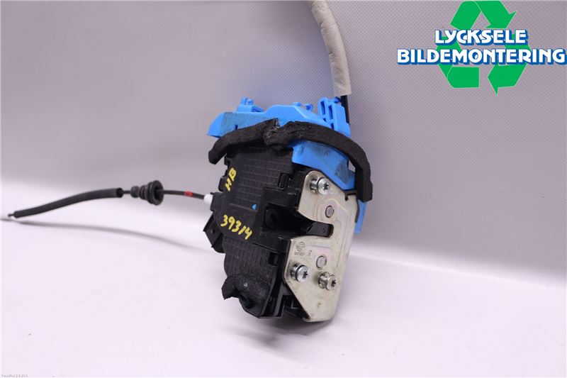 Kia CEED 12-18 Låskista-Dörrlås