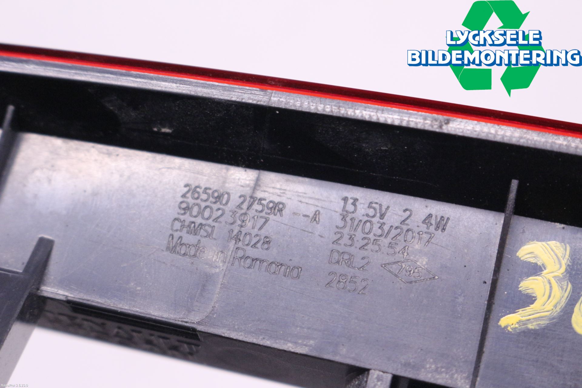 Nissan MICRA 17- Bromsljus Bakruta