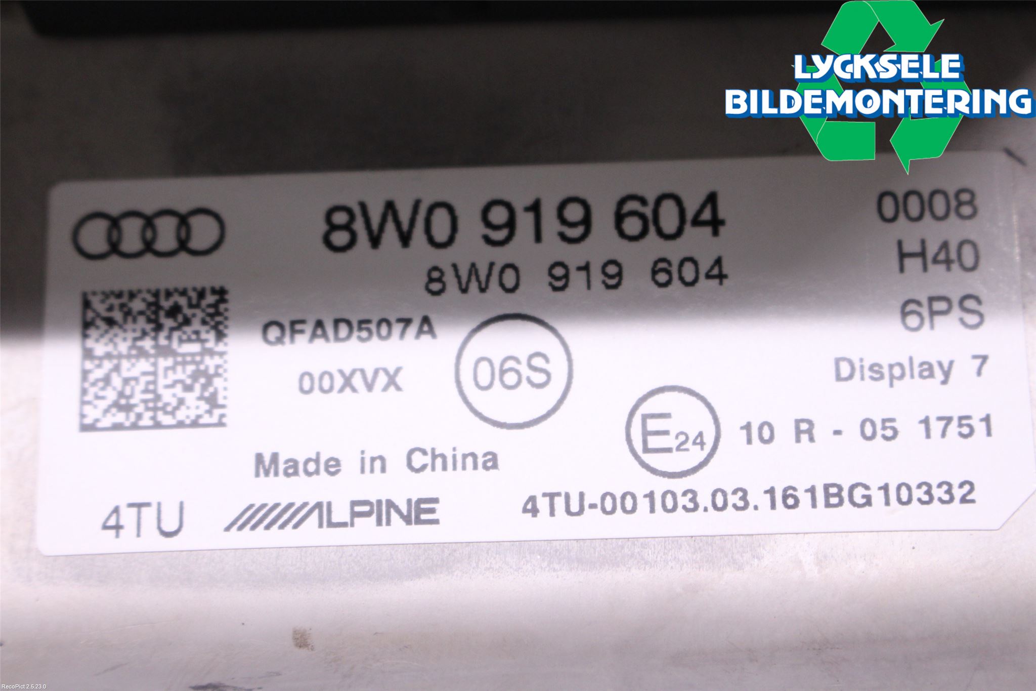 Audi A4/S4 B9 16-19 Bildskärm