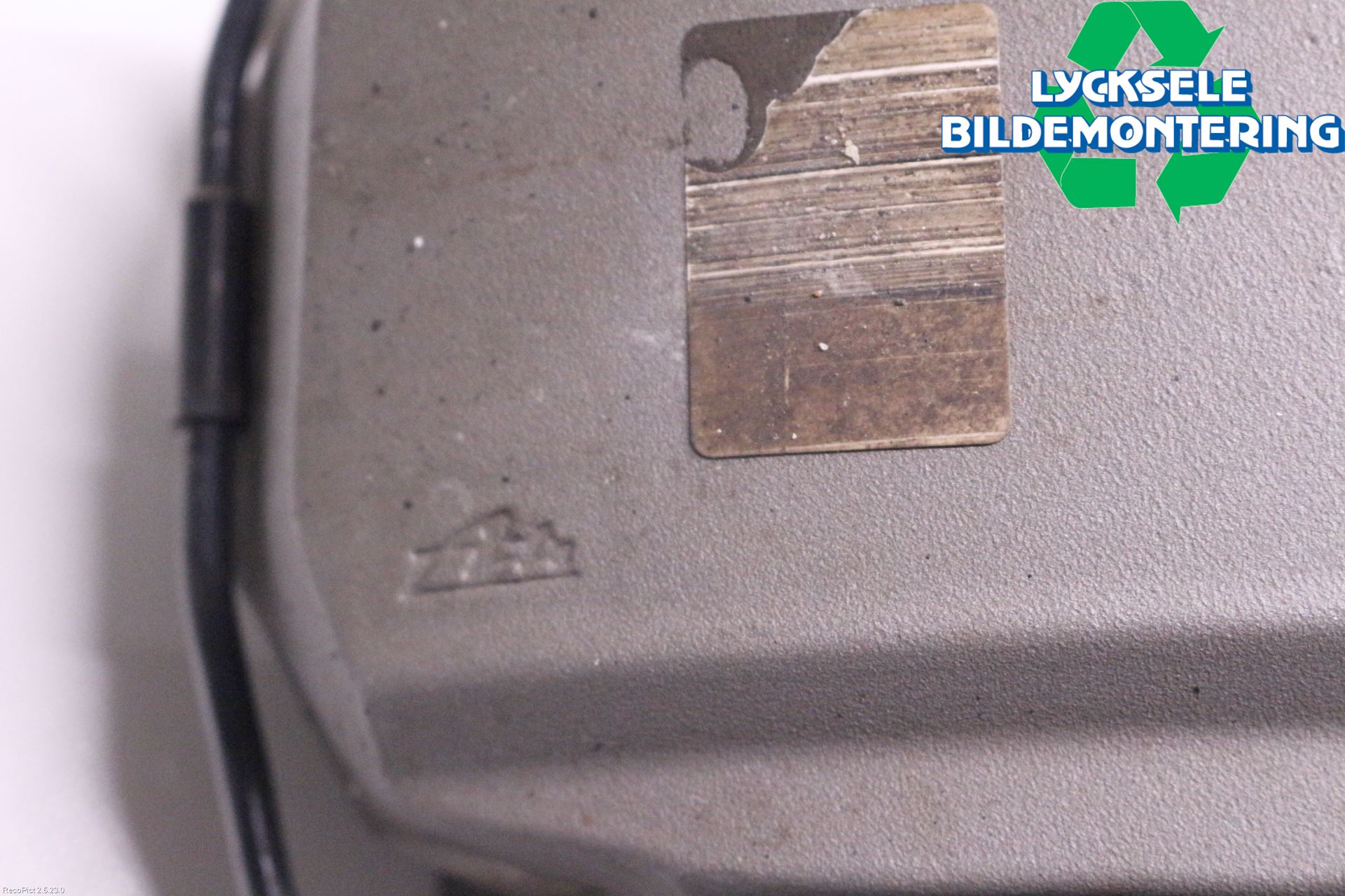 Audi A4/S4 B9 16-19 Bromsok Fram Höger