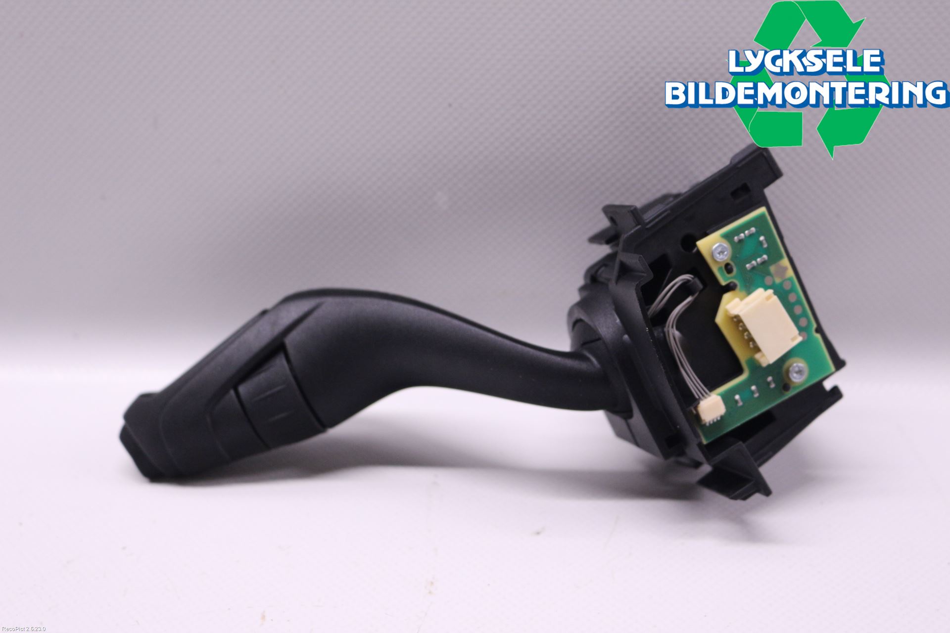 Ford KUGA 17-19 Spak Torkar-Spolomk