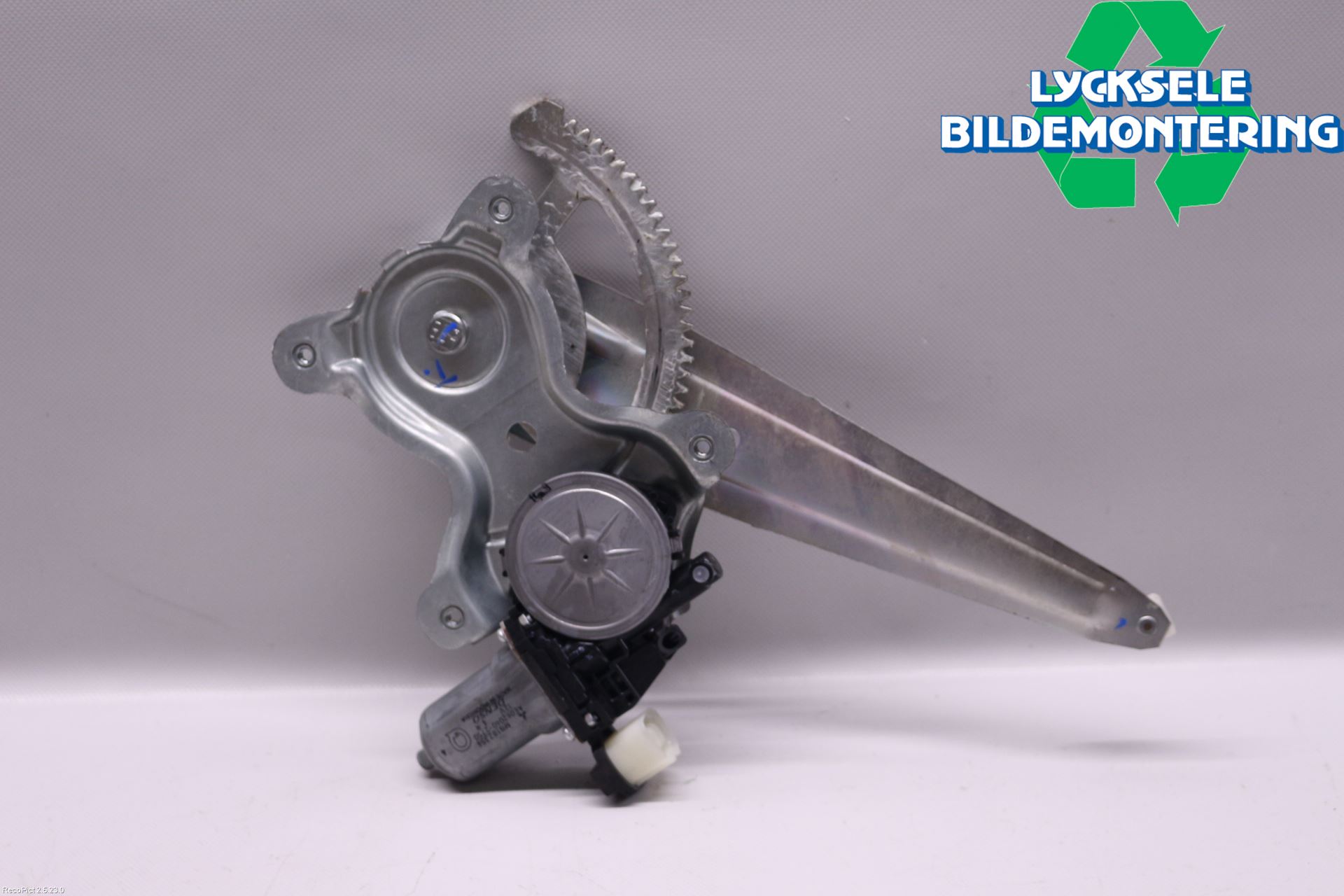 Mitsubishi L200 06-15 Fönsterhiss El Kompl