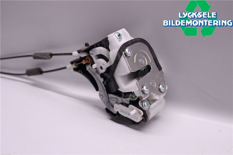 Mitsubishi L200 06-15 Låskista-Dörrlås