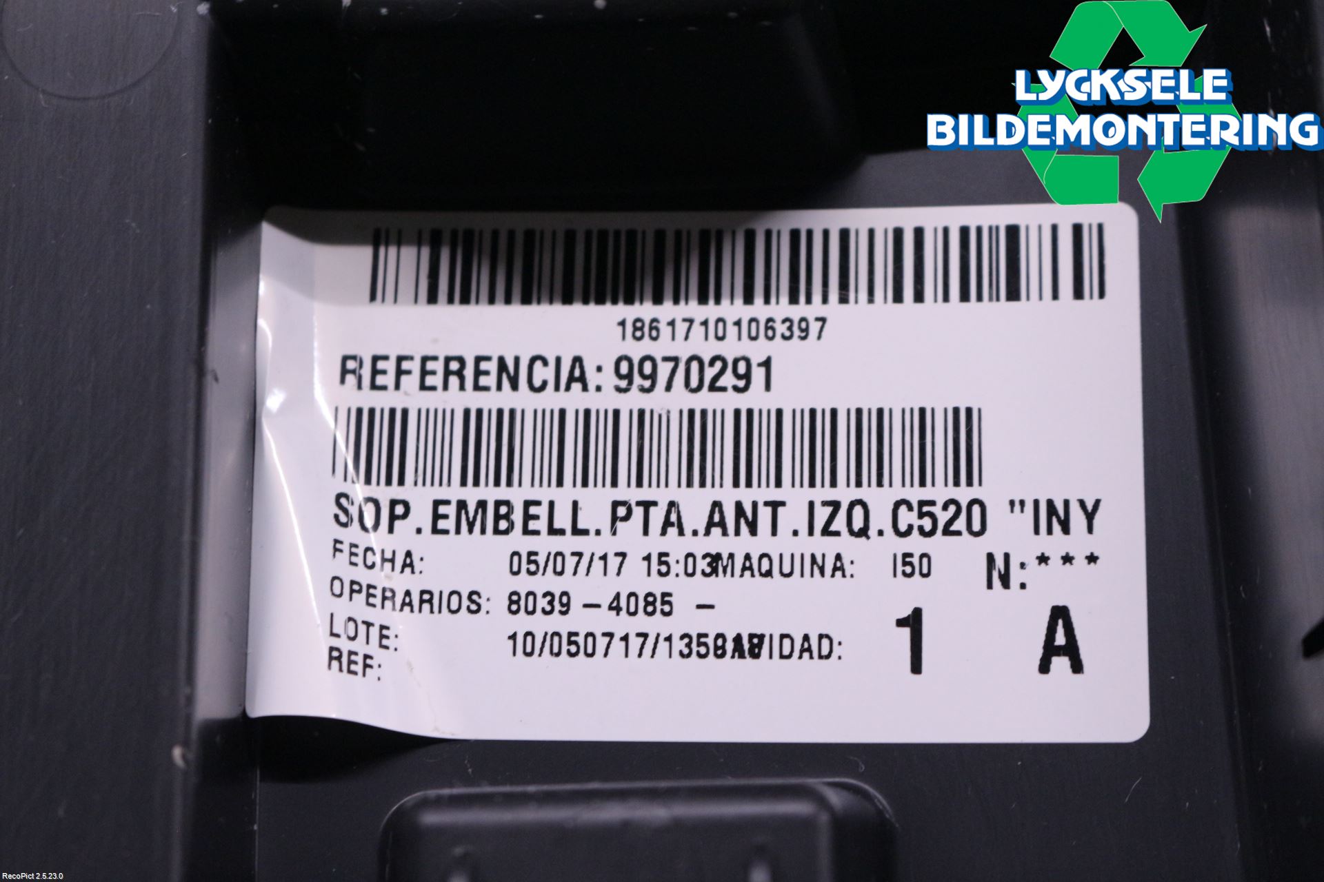 Ford KUGA 17-19 Dörr Dekorlist Fram Vä