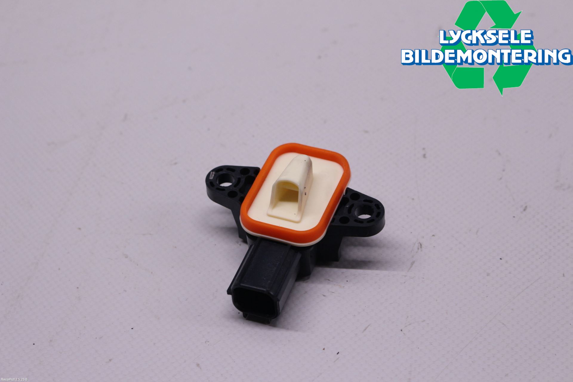 Ford KUGA 17-19 Sensor Aktivt Kollisionsskydd