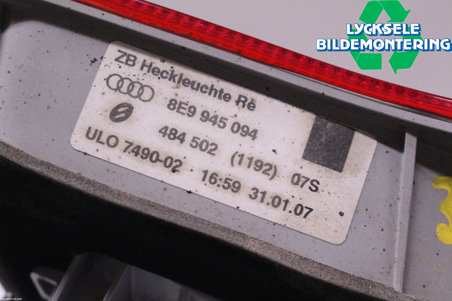 Audi A4/S4 05-07 Bakljus Lucka Hö