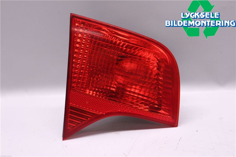 Audi A4/S4 05-07 Bakljus Lucka Vä