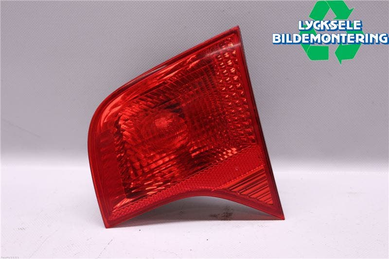 Audi A4/S4 05-07 Bakljus Lucka Hö