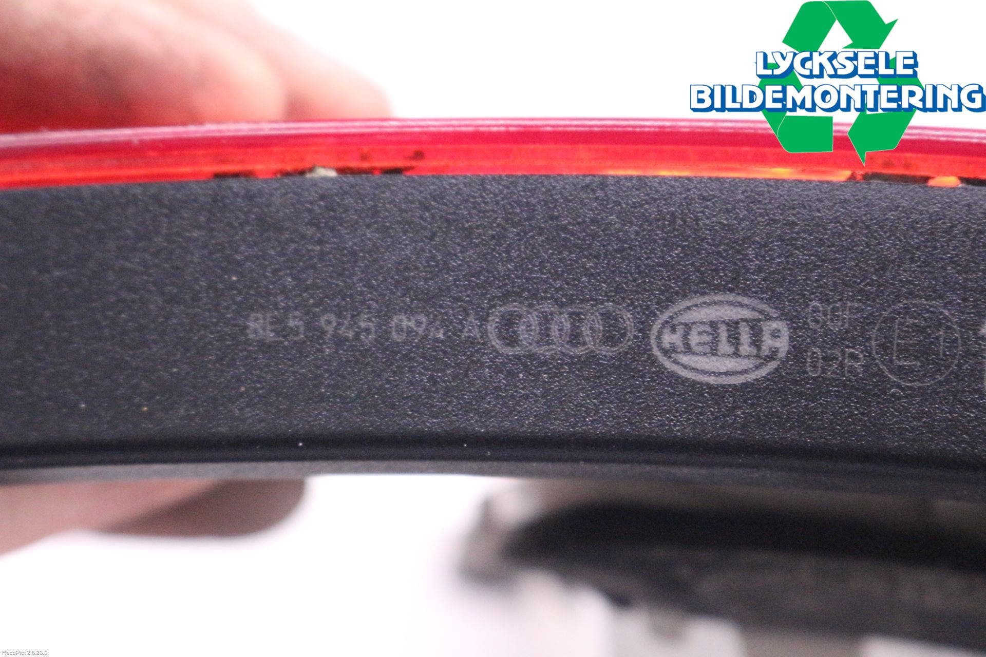 Audi A4/S4 05-07 Bakljus Lucka Hö