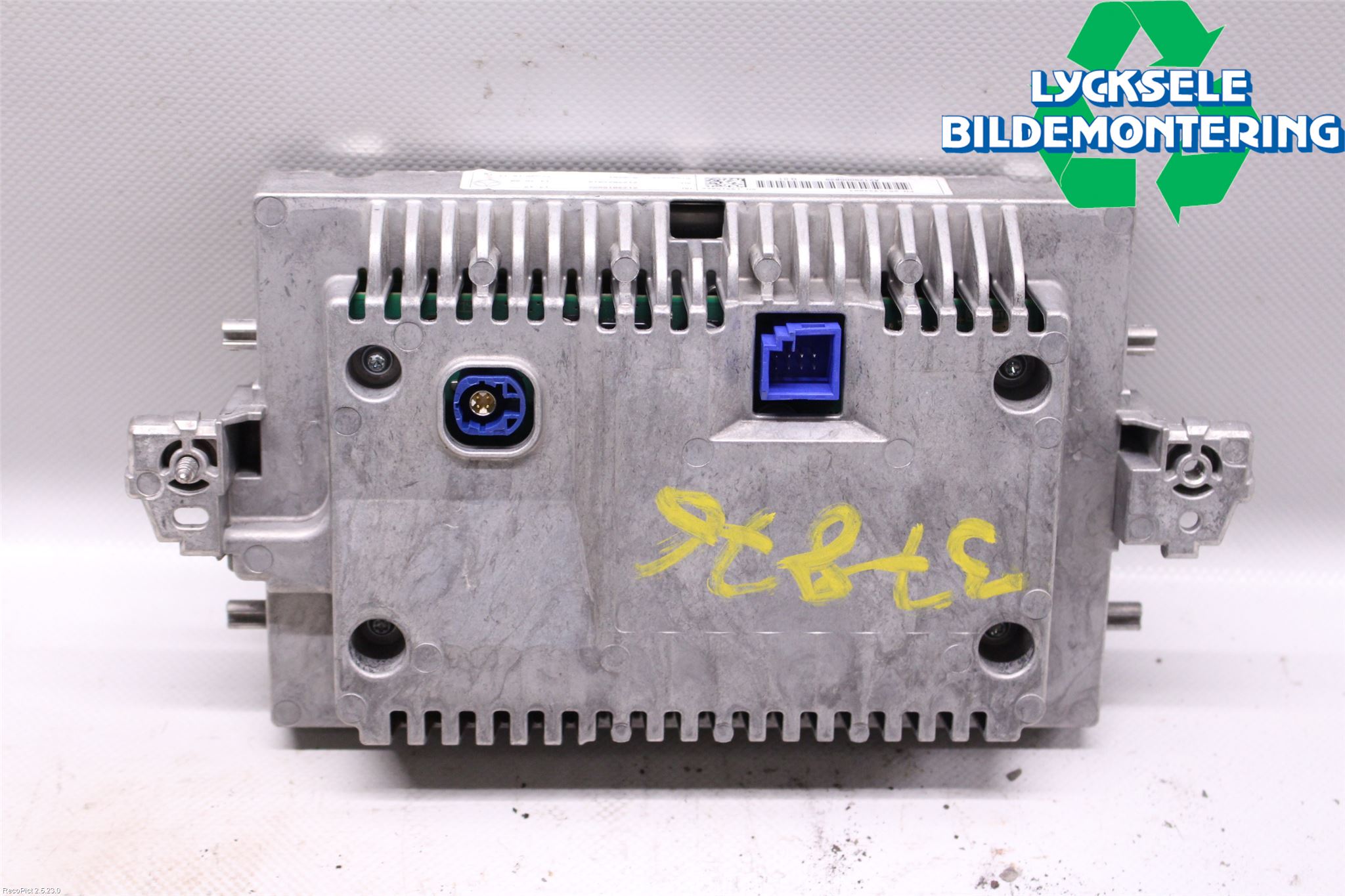 Mercedes-Benz MB E-KLASS (W212) 09-16 Multifunktionsdisplay