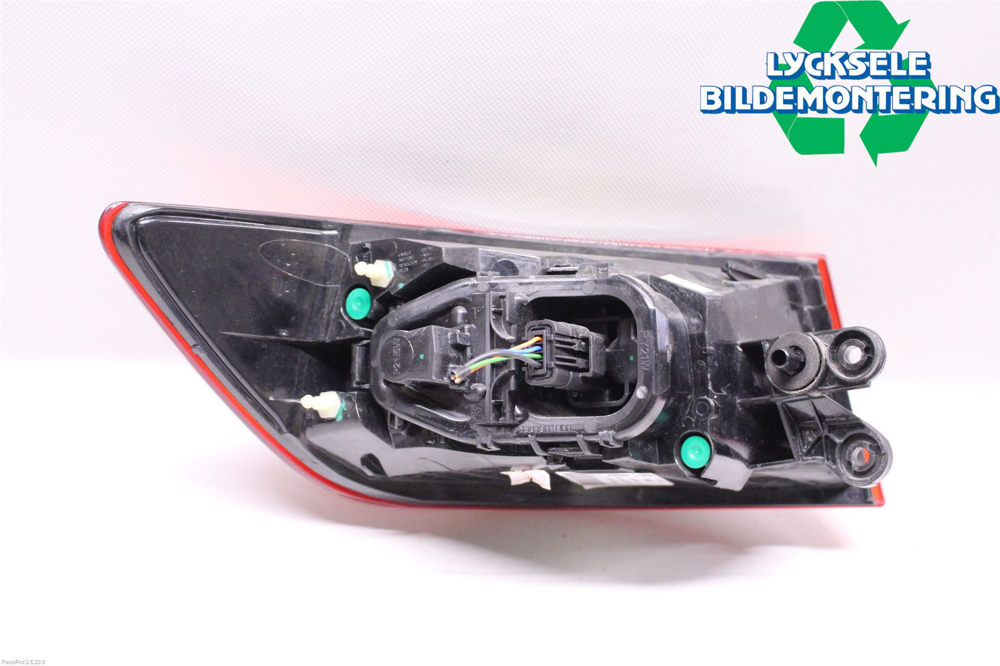 Renault CLIO IV 12-16 Bakljus Höger