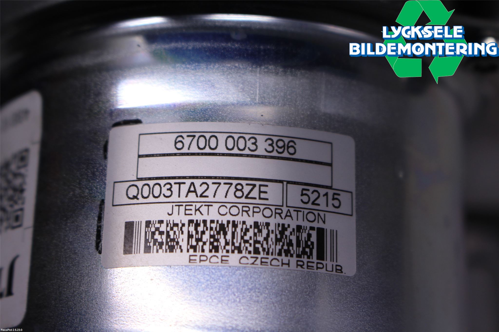 Renault CLIO IV 12-16 Rattaxelagg Med Inb Servo