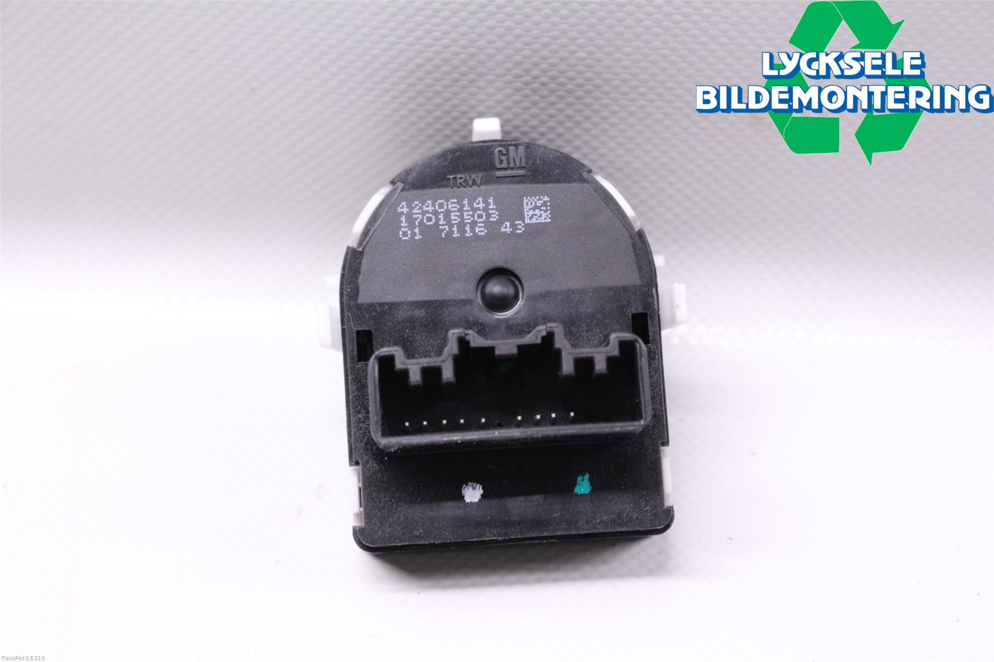 Opel MOKKA 13-20 Strömställare Spegel