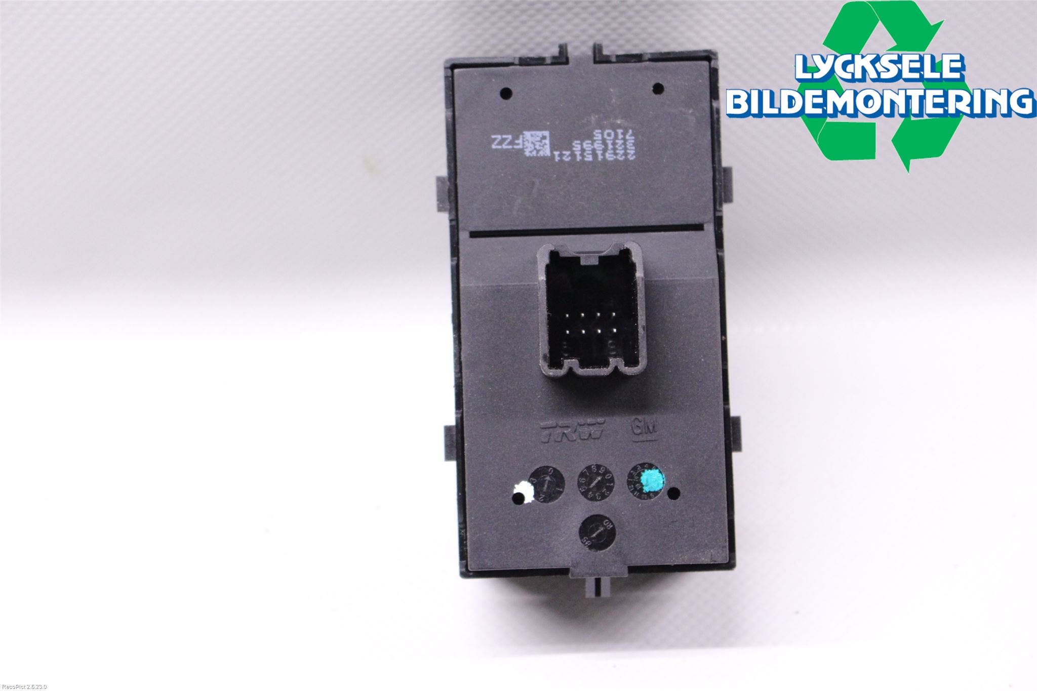 Opel MOKKA 13-20 Strömställare Elhiss