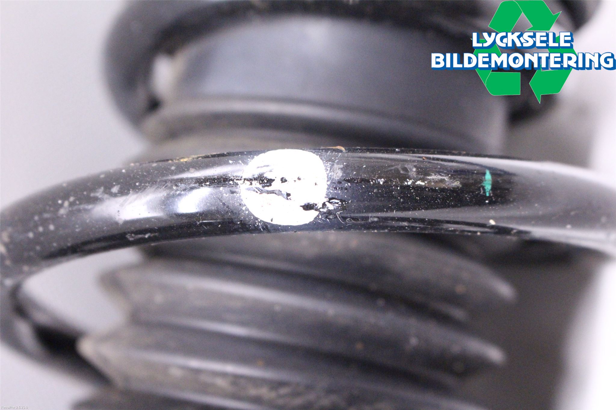 Opel MOKKA 13-20 Fjäderben Fram Vänster