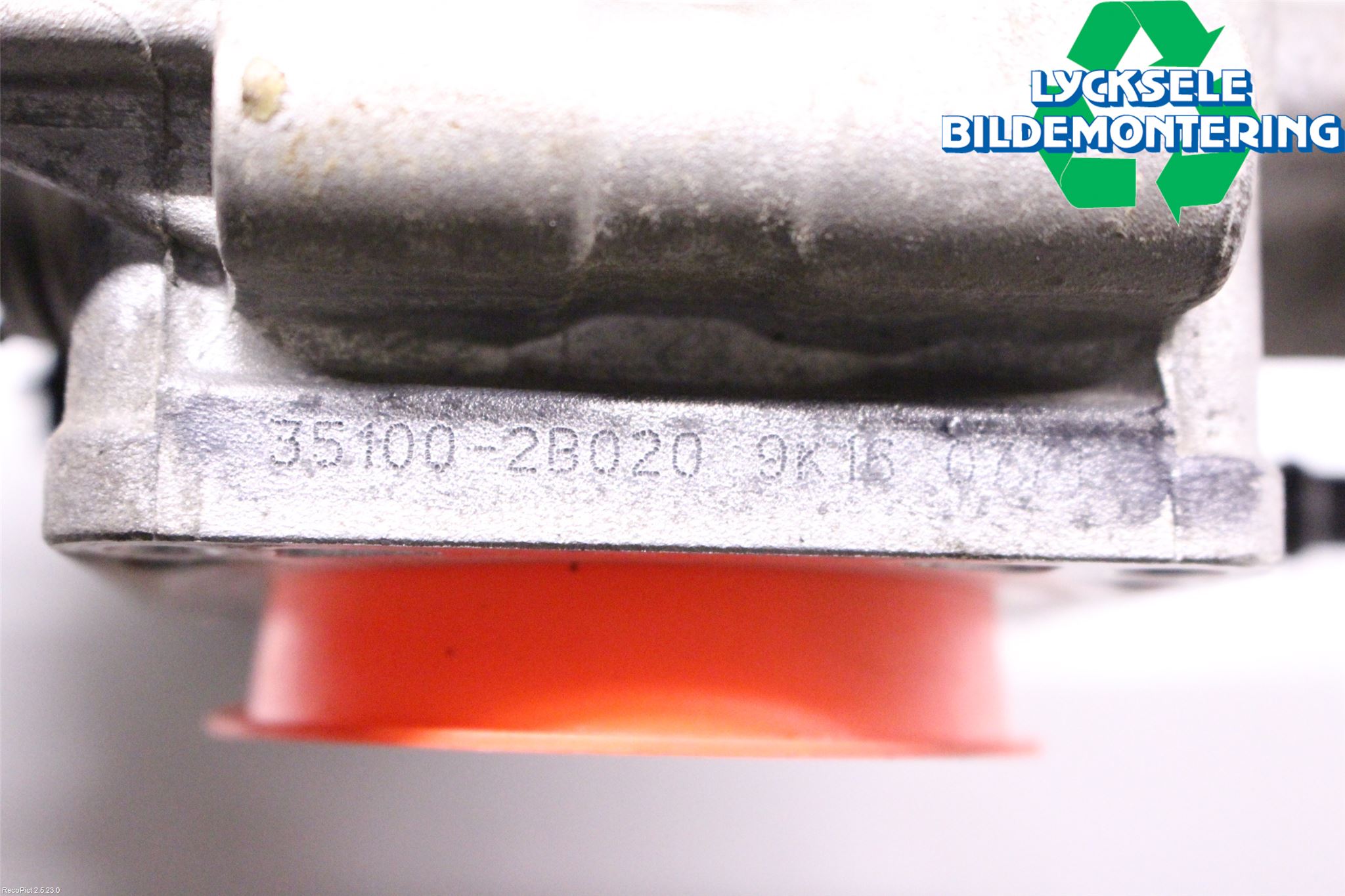 Kia SOUL 09- Injspjällhus