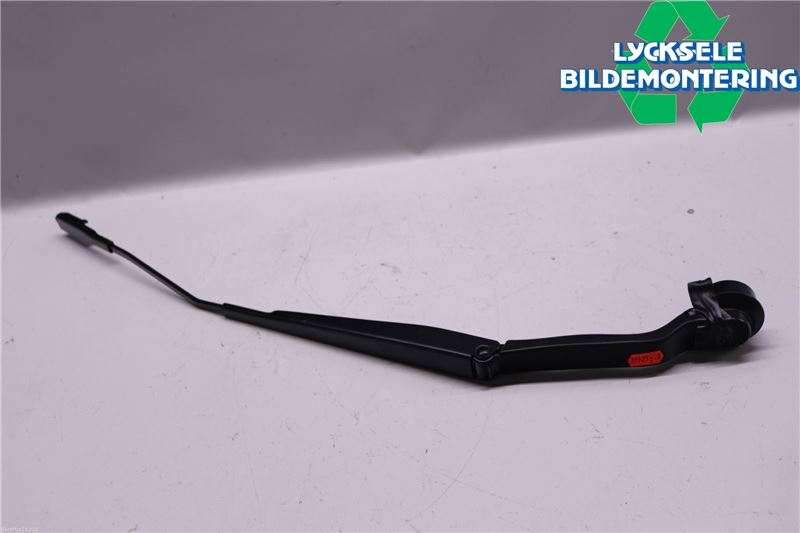 Ford KUGA 17-19 Torkararm Armar Vindruta