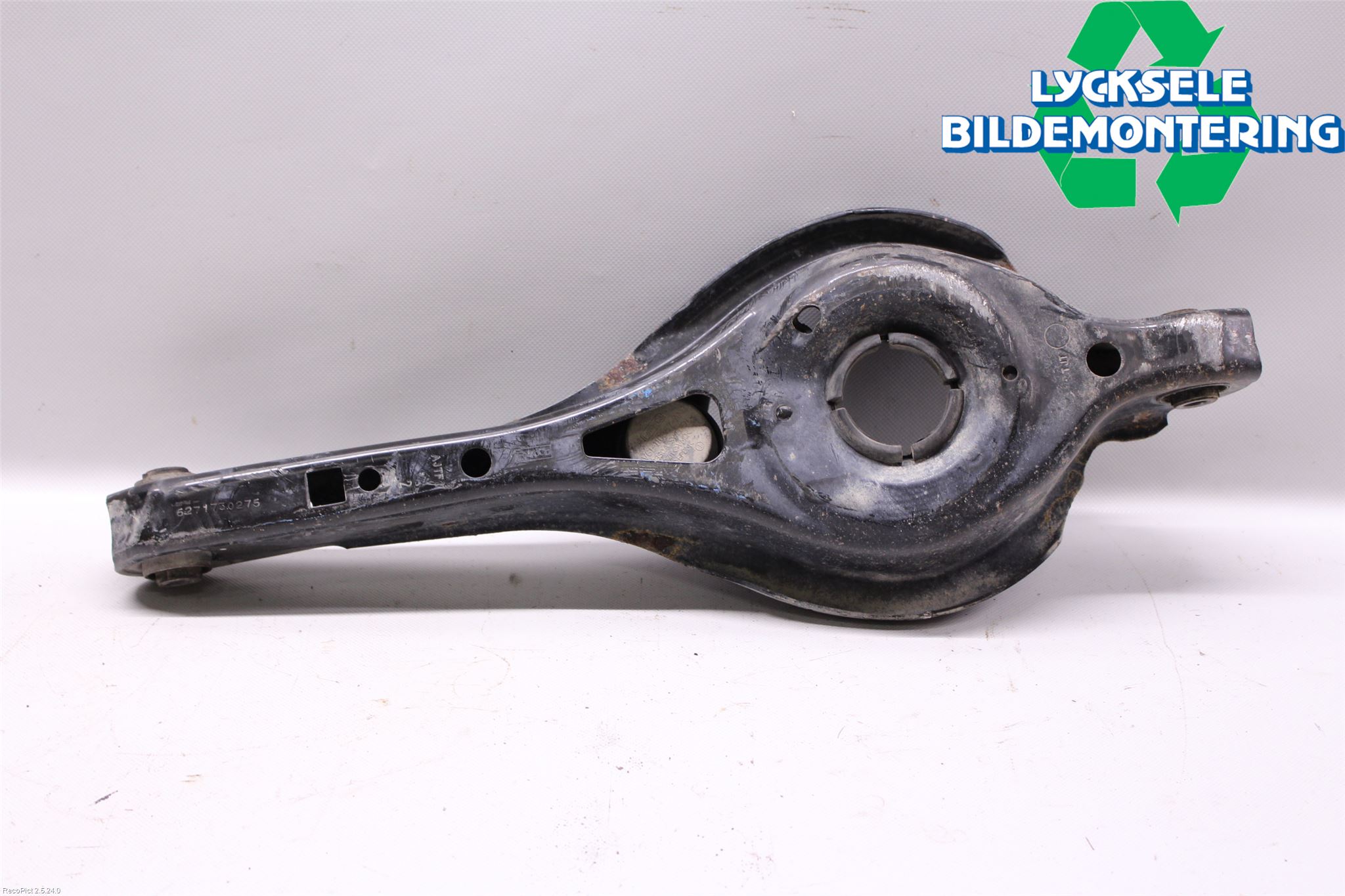 Ford KUGA 17-19 Bärarm Bak Vänster