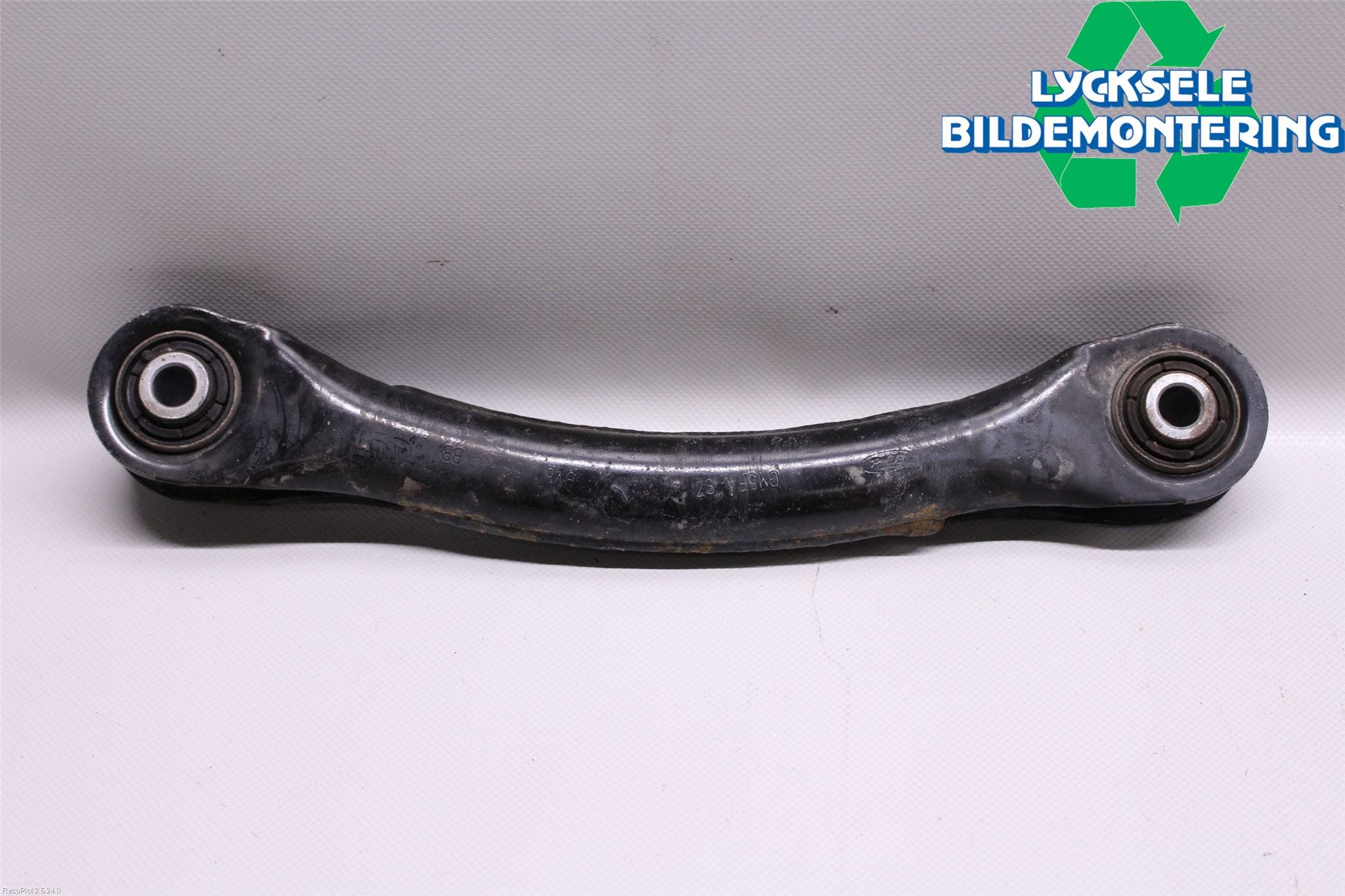 Ford KUGA 17-19 Bärarm Bak Övre Höger