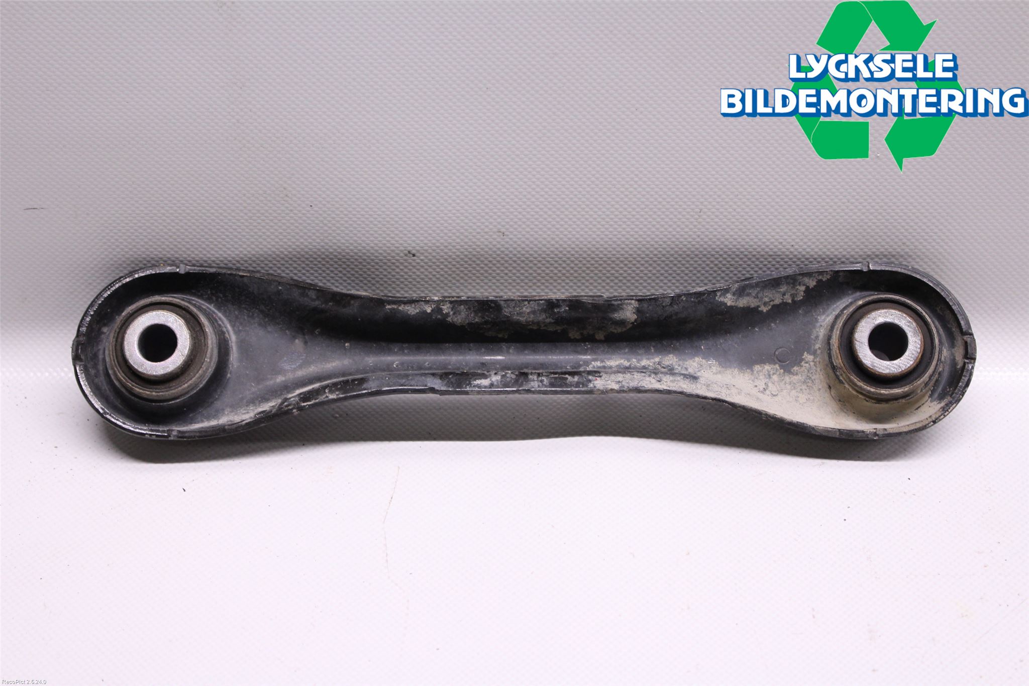 Ford KUGA 17-19 Bärarm Bak Höger