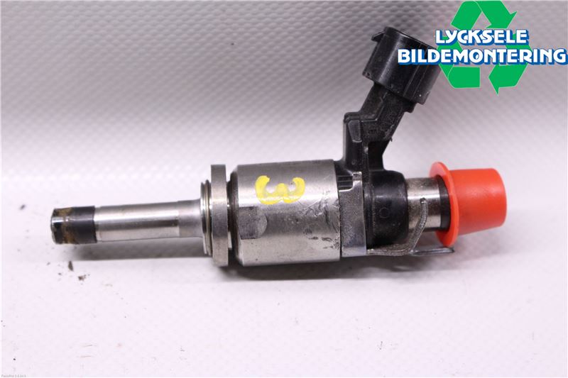 Nissan PULSAR Injspridare