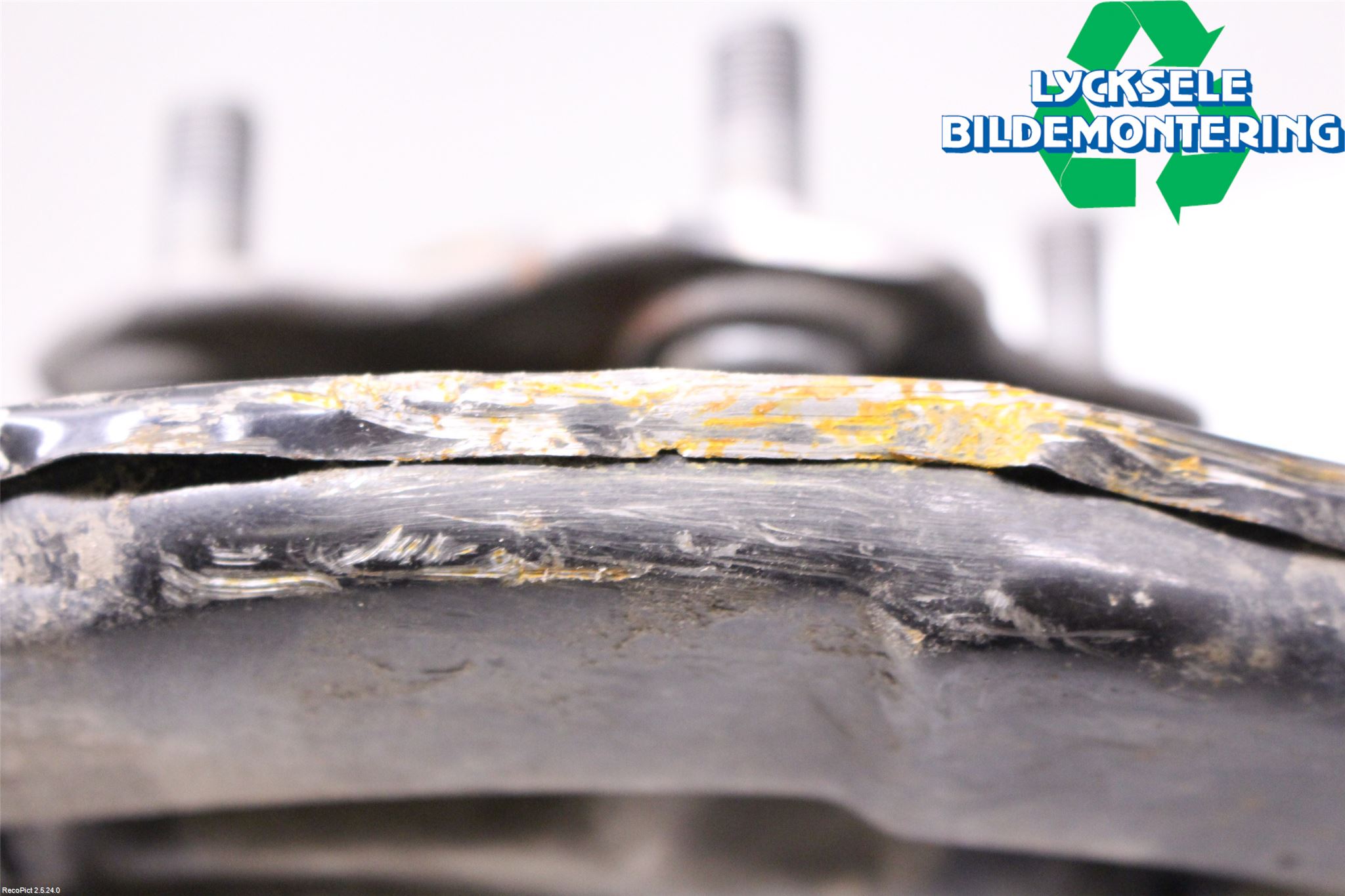 Nissan PULSAR Hjullagerhus-Spindel Hö B