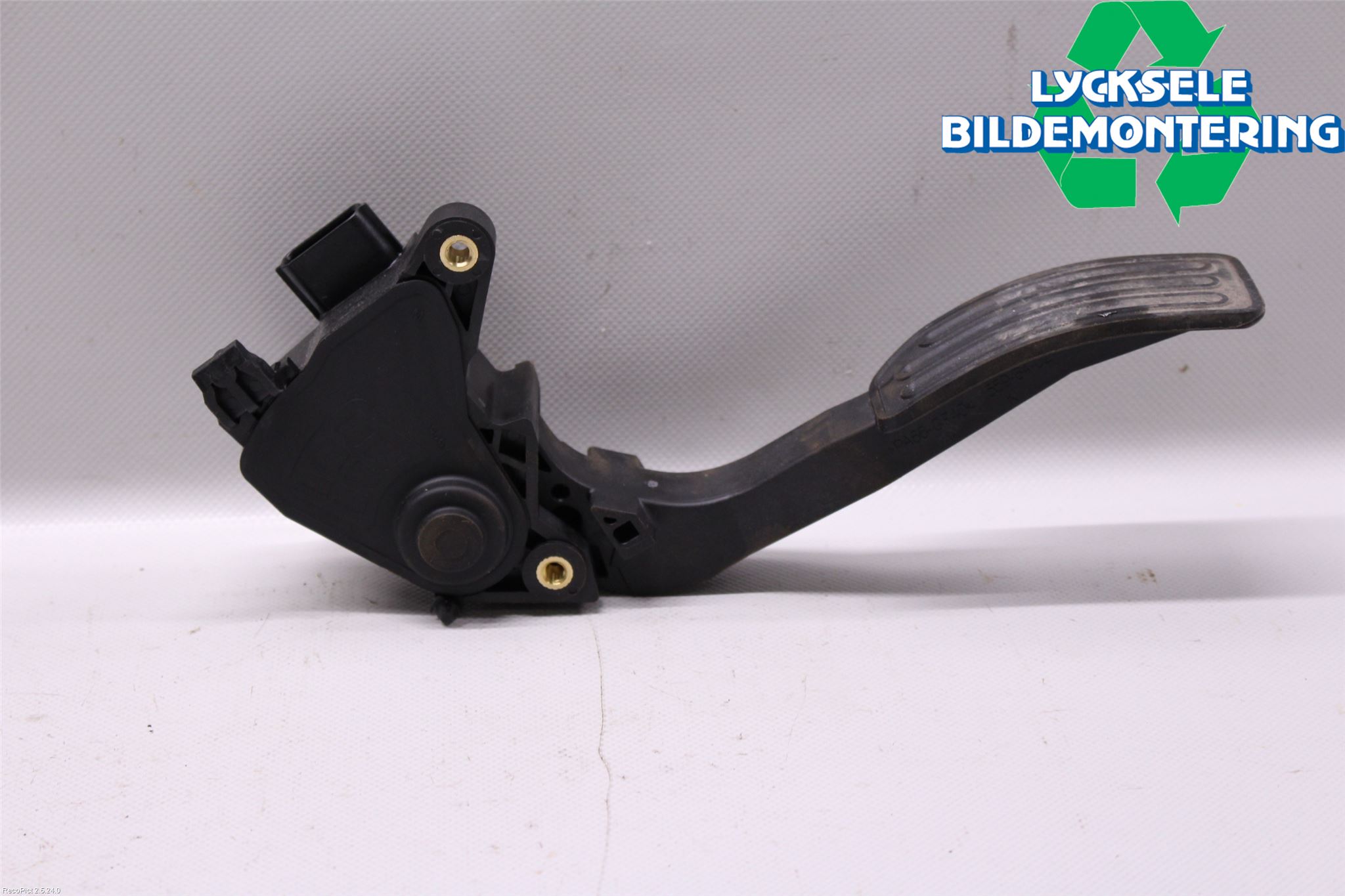 Nissan PULSAR Gaspedal