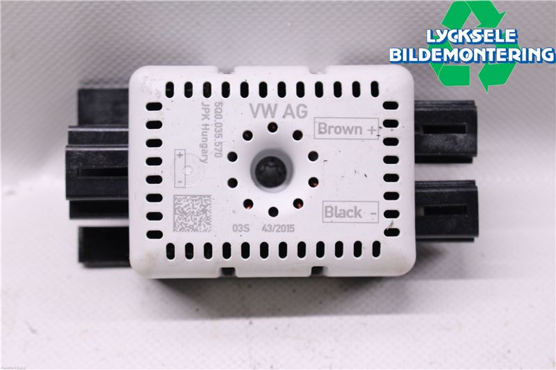 Volkswagen VW GOLF / E-GOLF VII 13-20 Antennförstärkare