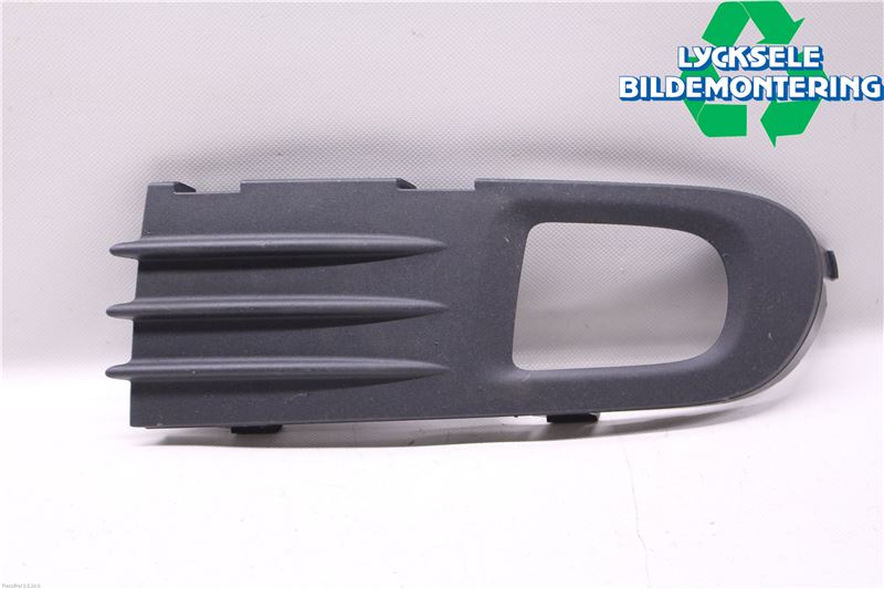 Volvo V50 04-07 Dimljussarg Fram