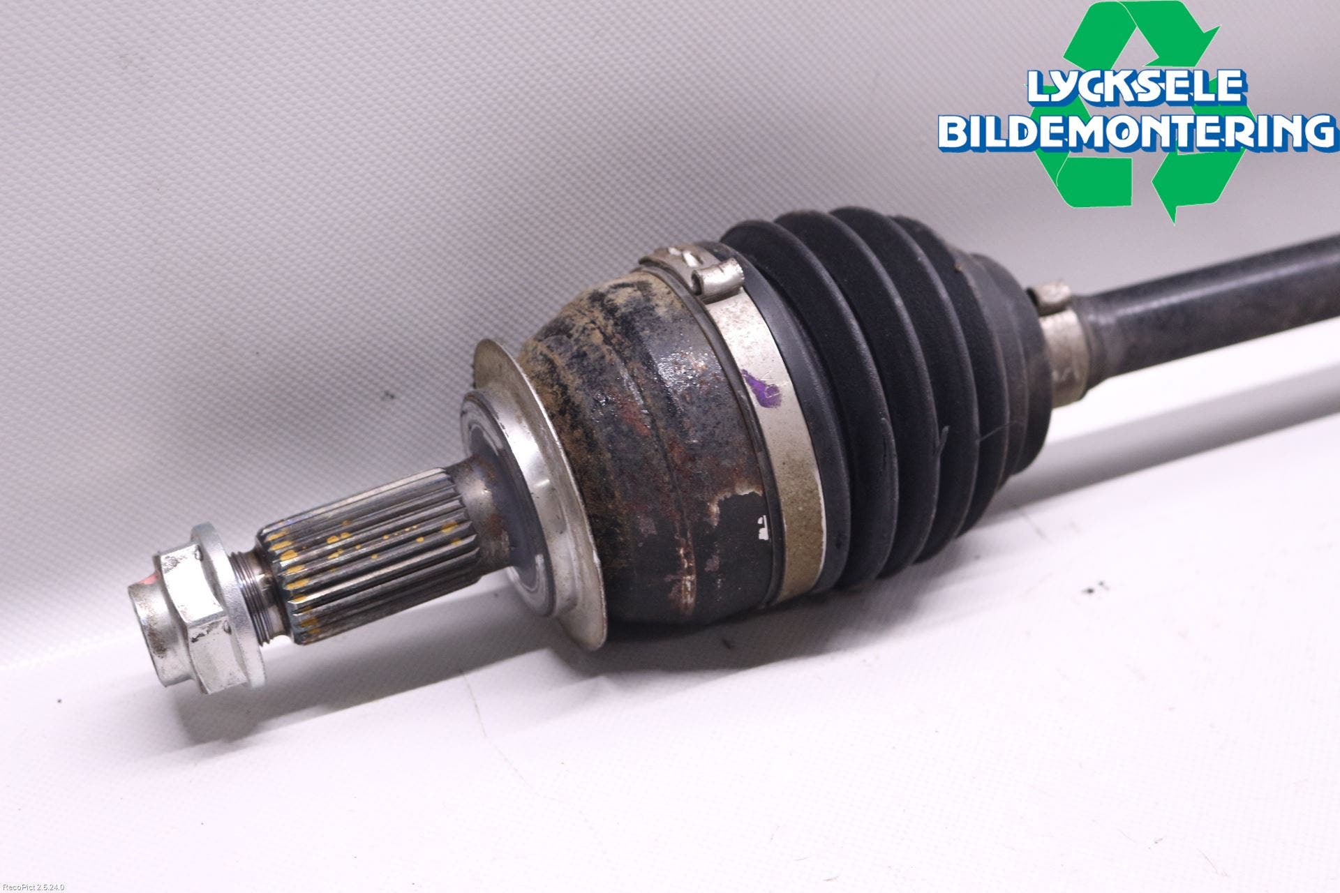 Subaru XV 18-22 Drivaxel Fram Höger