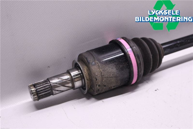 Subaru XV 18-22 Drivaxel Bak Höger