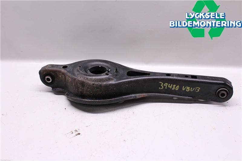 Ford KUGA 17-19 Bärarm Bak Vänster