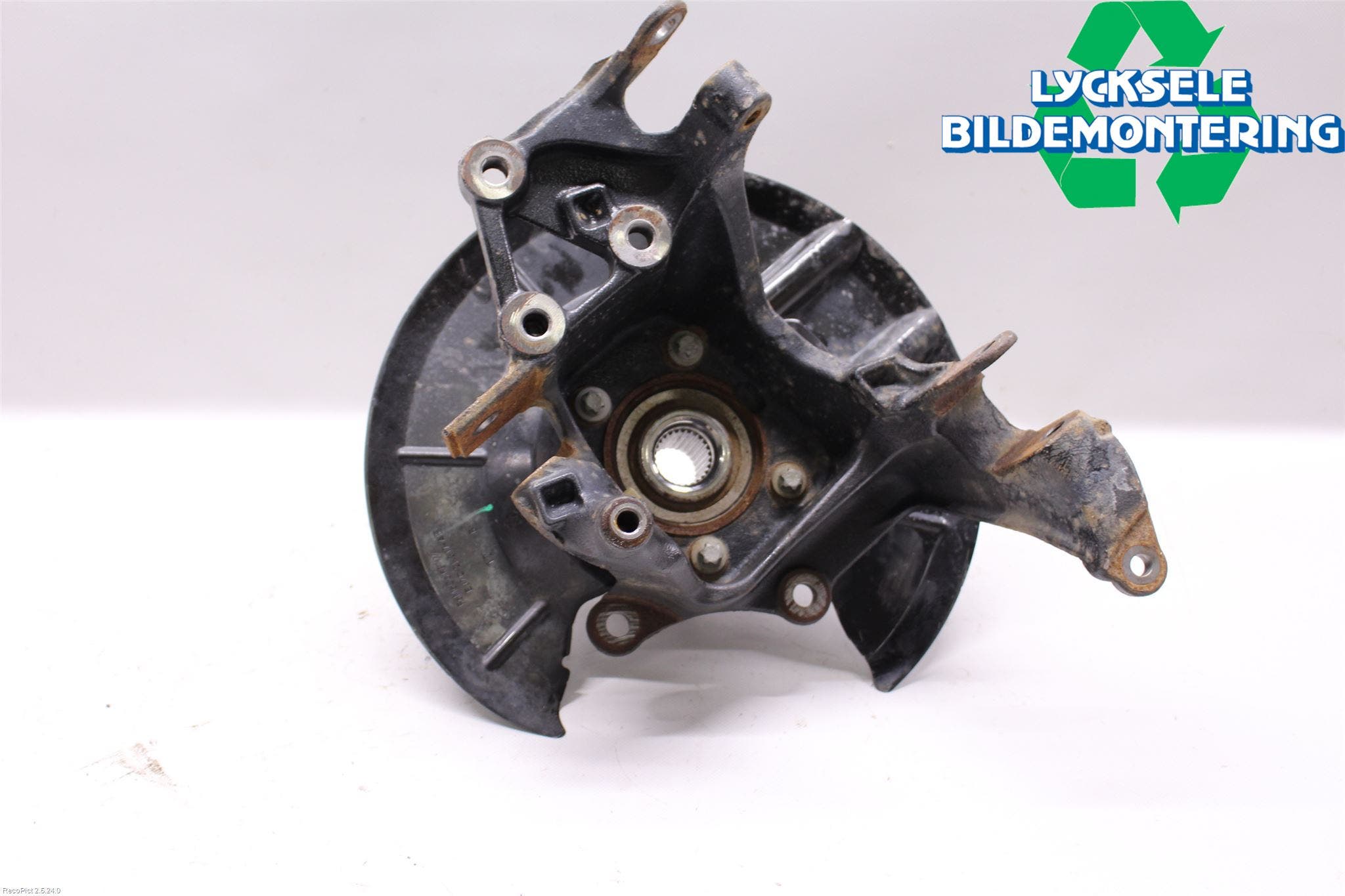 Ford KUGA 17-19 Hjullagerhus Bak Vä