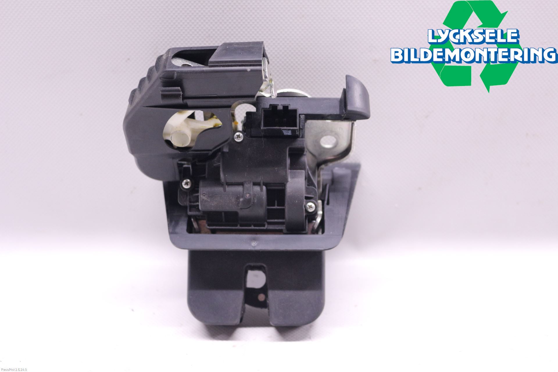 Audi A4/S4 08-11 Låskista Baklucka