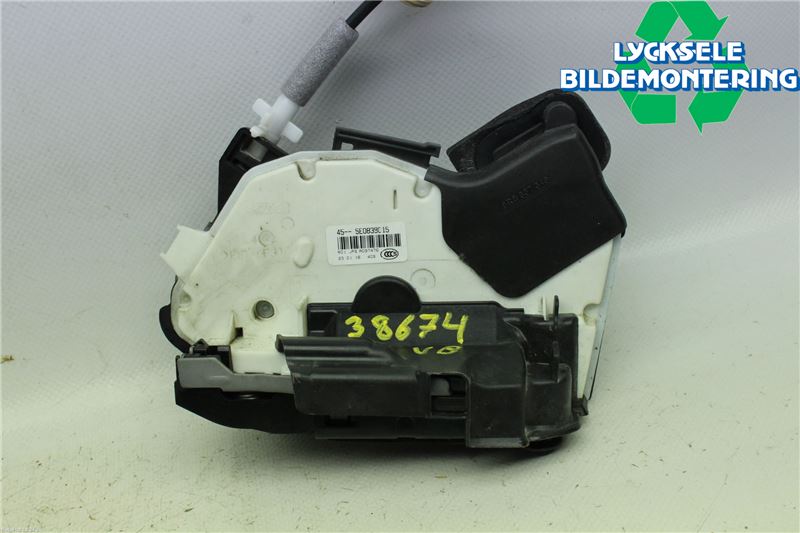 Volkswagen VW PASSAT 15-19 Låskista-Dörrlås