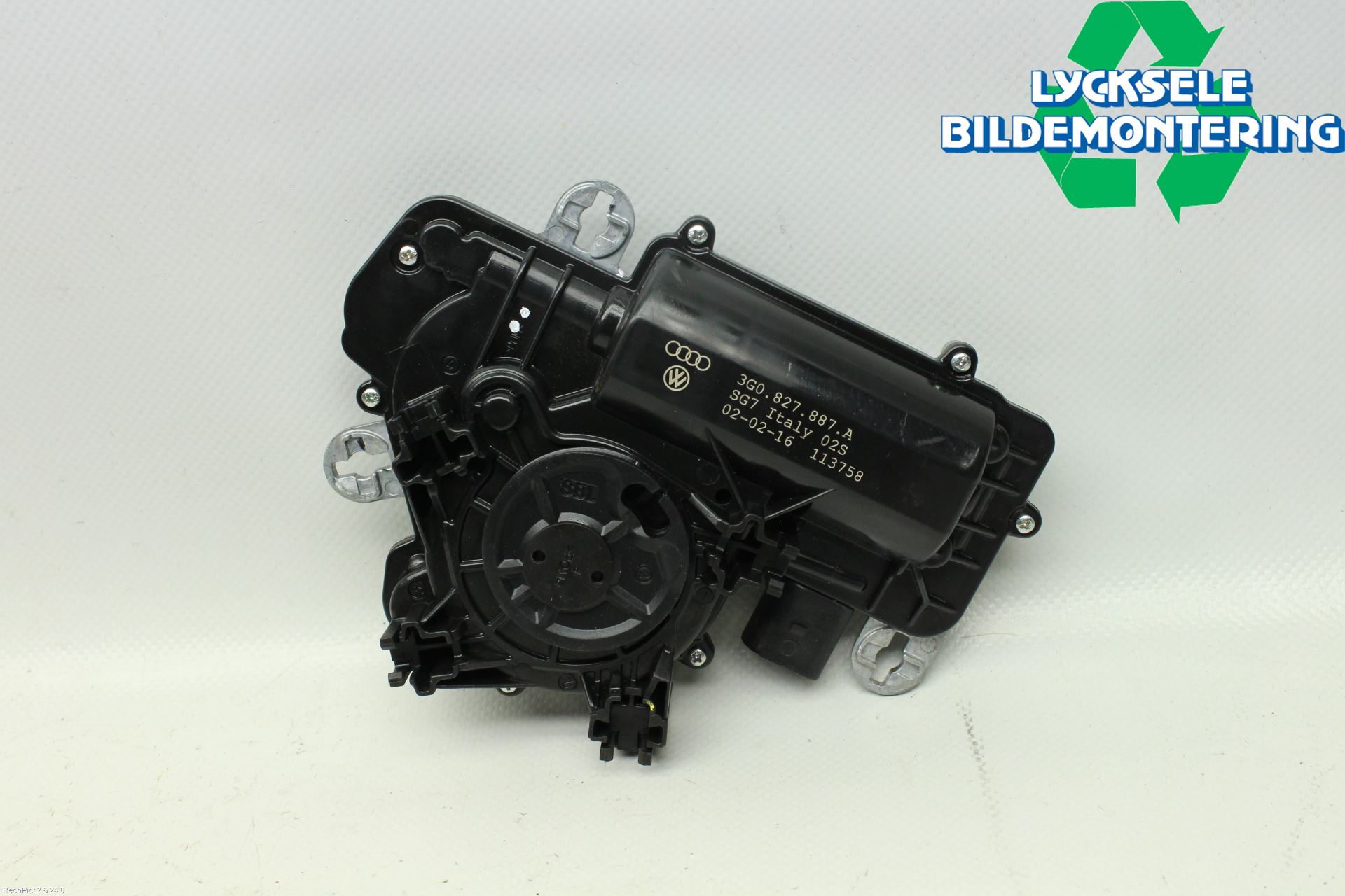 Volkswagen VW PASSAT 15-19 Låskista Baklucka