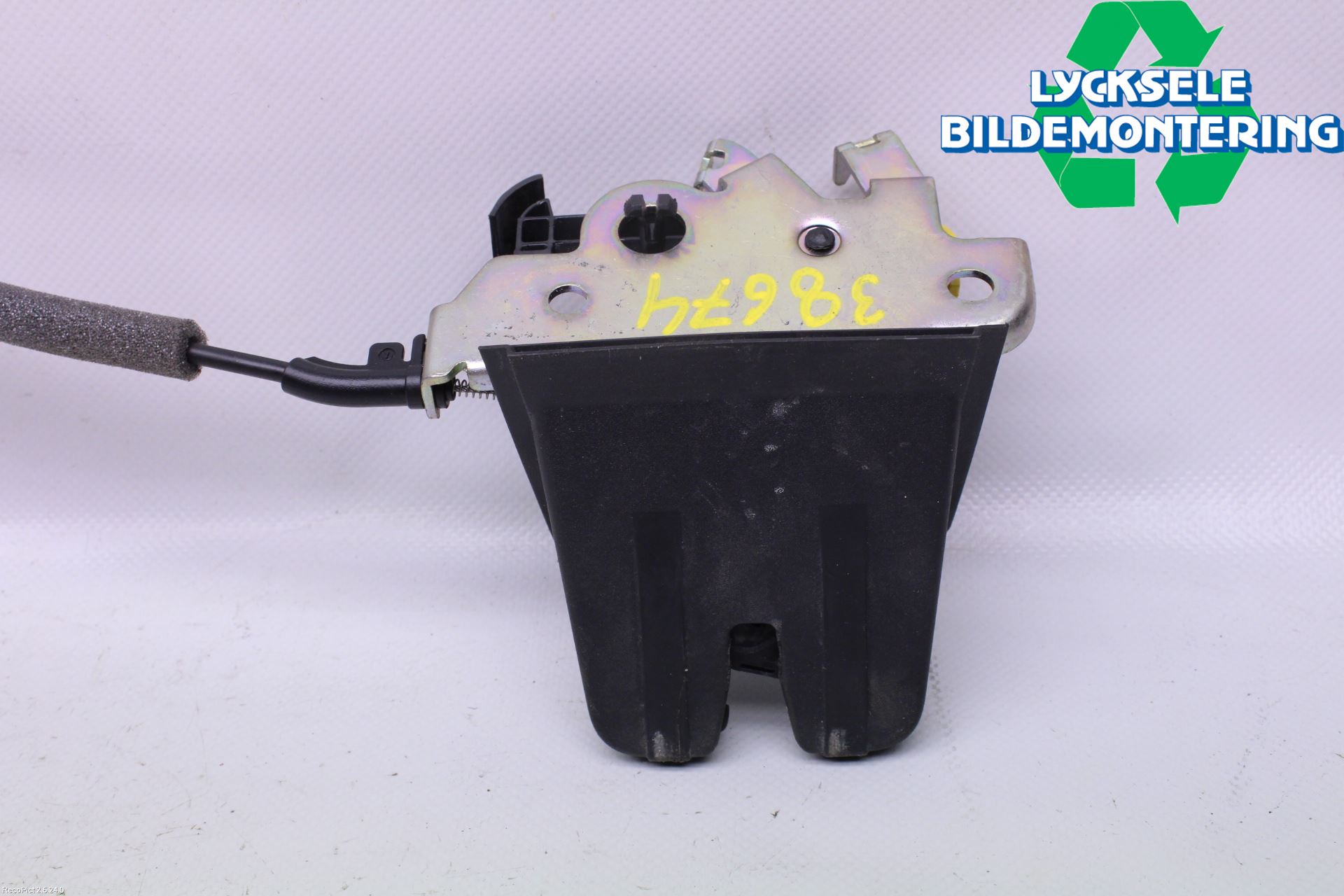 Volkswagen VW PASSAT 15-19 Låskista Baklucka