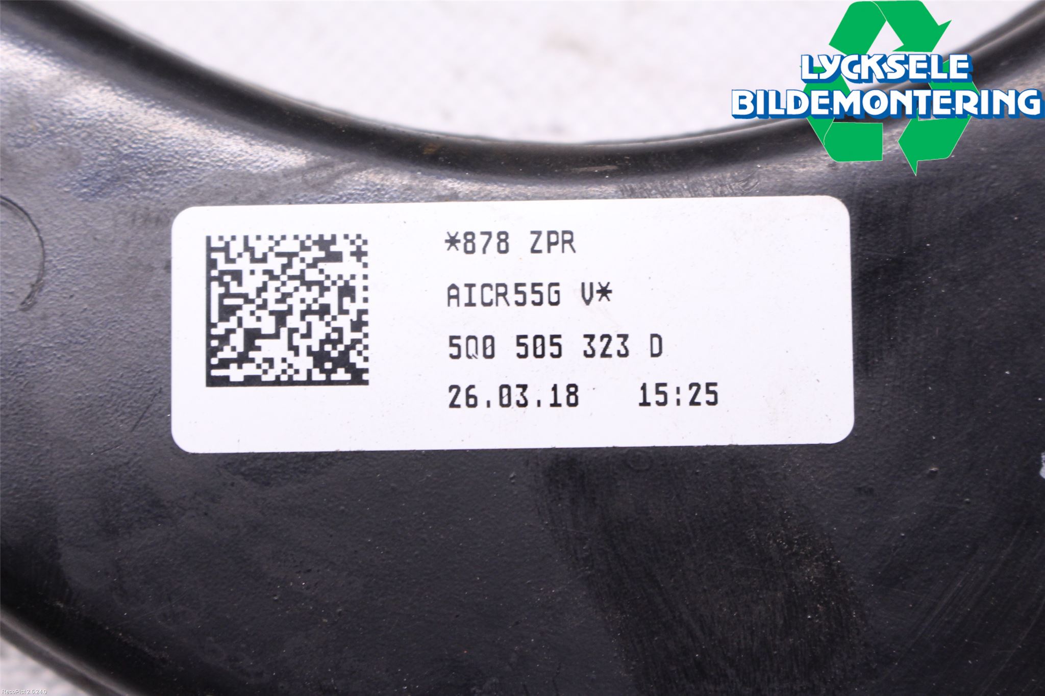 Volkswagen VW GOLF / E-GOLF VII 13-20 Bärarm Bak Vänster