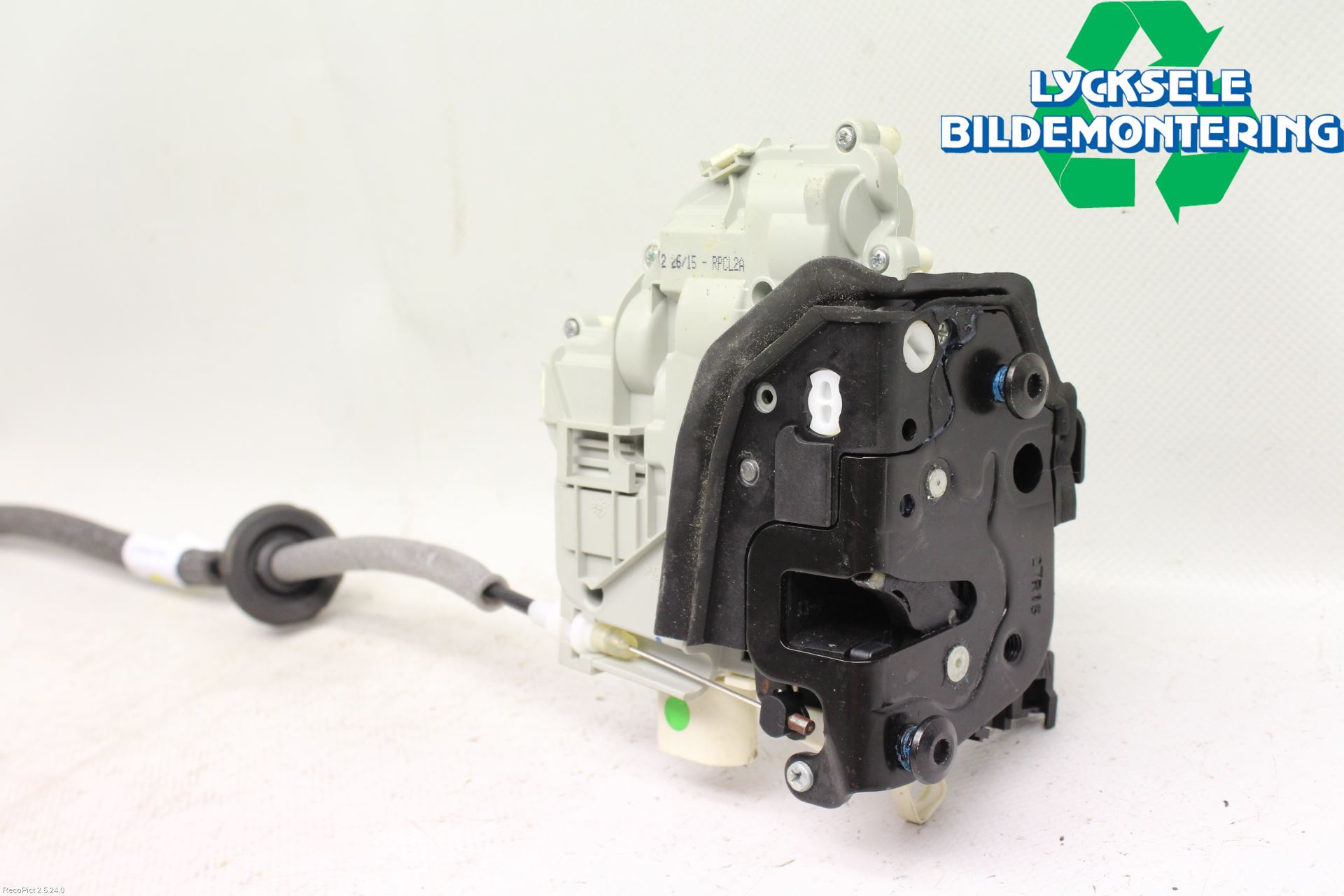 Audi A4/S4 B9 16-19 Låskista-Dörrlås