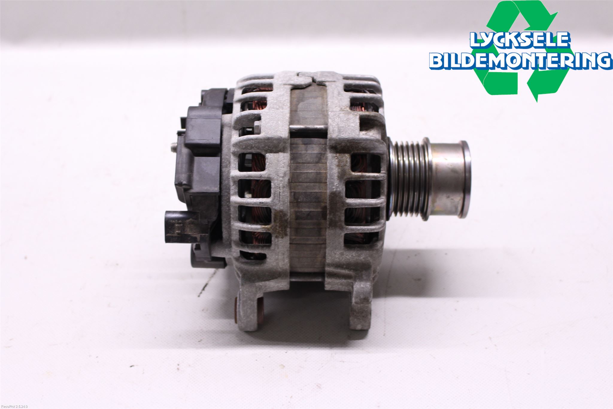 Volkswagen VW POLO 10-17 Generator