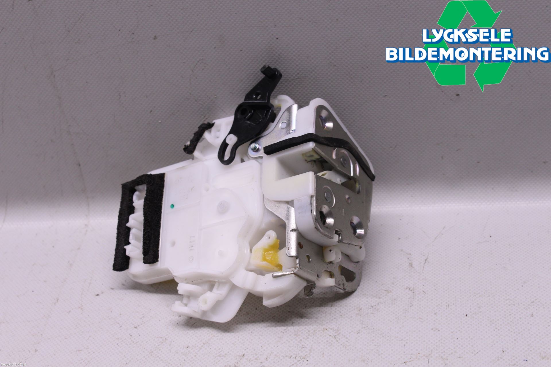 Subaru LEGACY 10-14 Låskista-Dörrlås