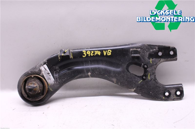 Hyundai i30 GD 13-17 Bärarm Bak Vänster