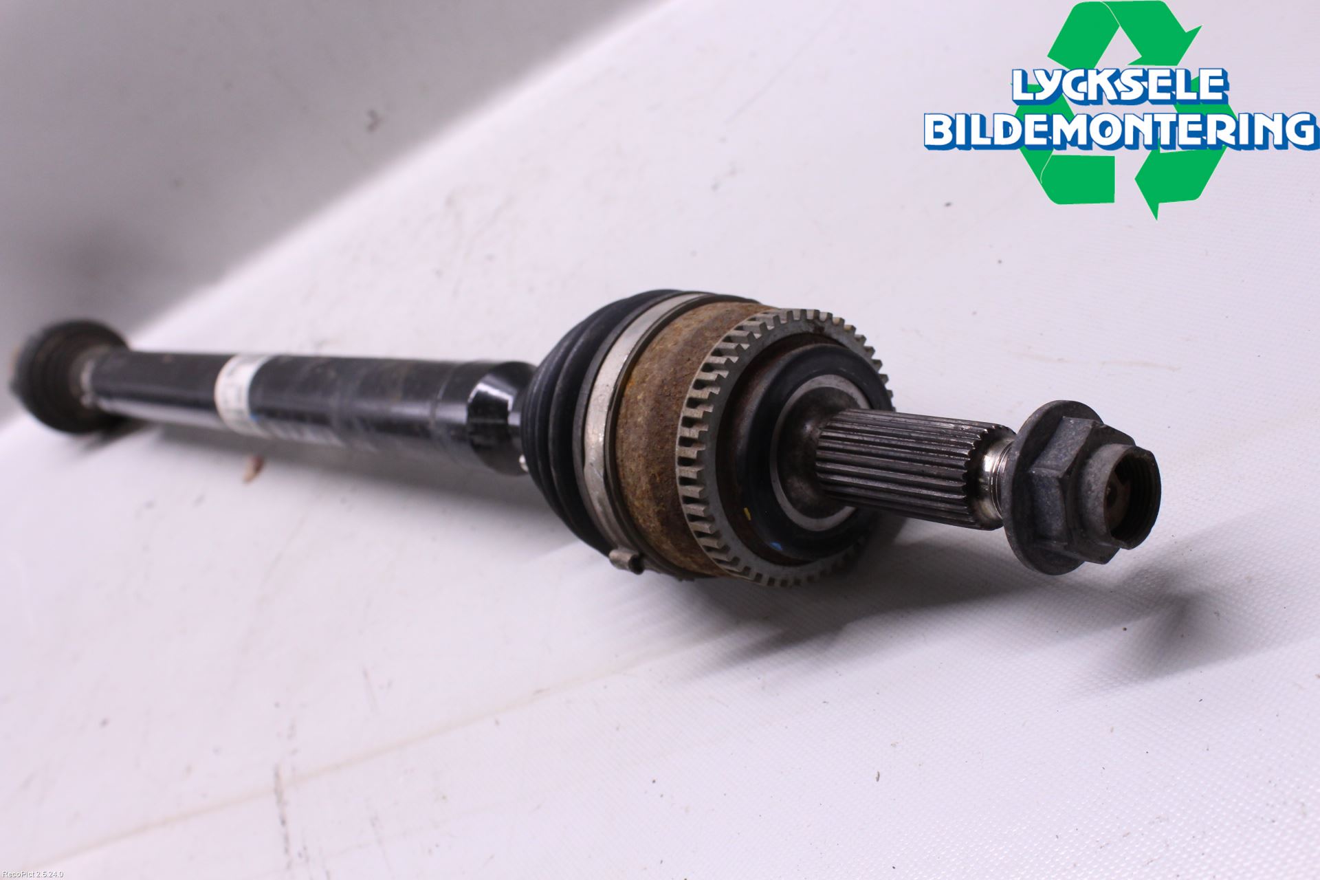 Hyundai i30 GD 13-17 Drivaxel Fram Höger