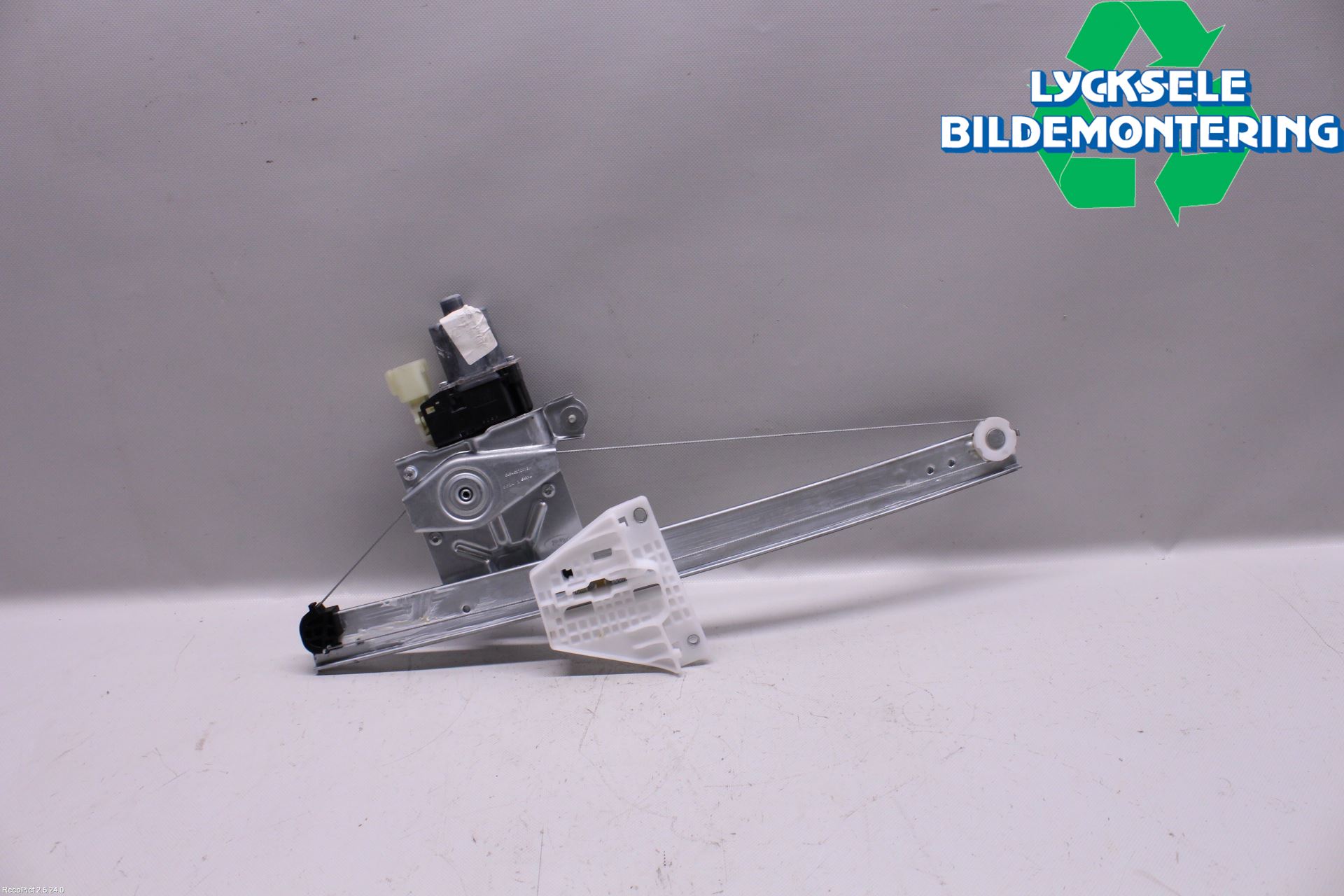 Ford KUGA 17-19 Fönsterhissmekanism