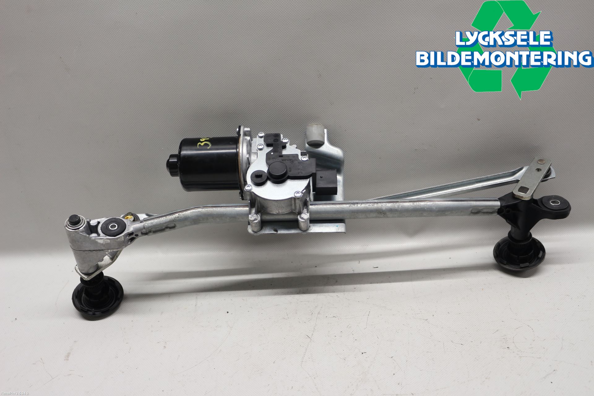 BMW 1 E87/81 5D/3D 03-11 Torkarmekanism Vindruta