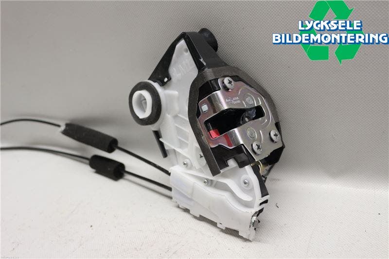 Subaru OUTBACK 15-20 Låskista-Dörrlås