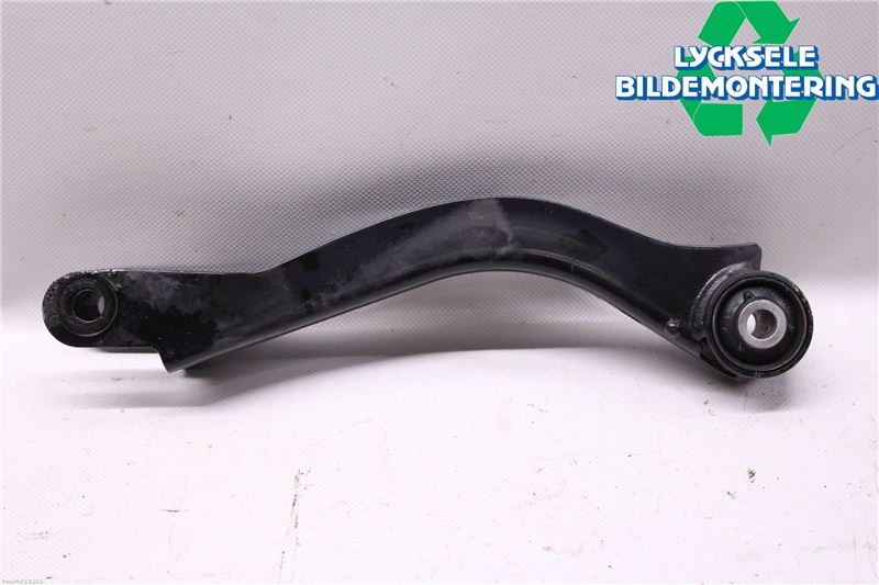 Subaru OUTBACK 15-20 Bärarm Bak Höger